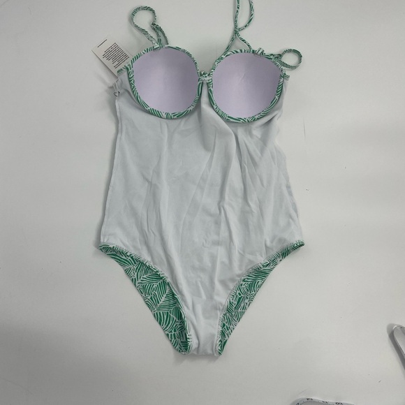 NWT GRACE + EMMA JUNGLE OASIS ONE PIECE SWIM green and white print pearls Med - Picture 12 of 13